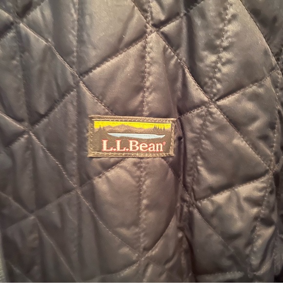 L.L. Bean Black Quilted Jacket - Picture 2 of 3